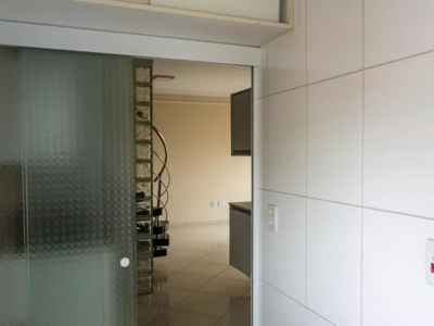 24-Photoroom